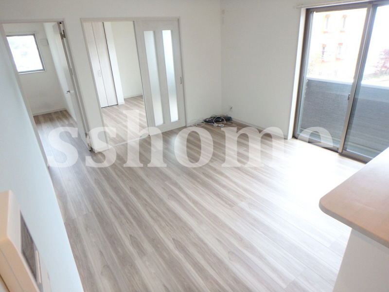 居室・リビング　広々リビング