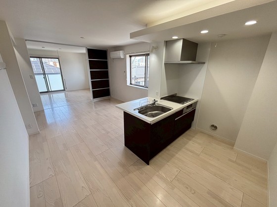 居室・リビング　※別部屋の写真です