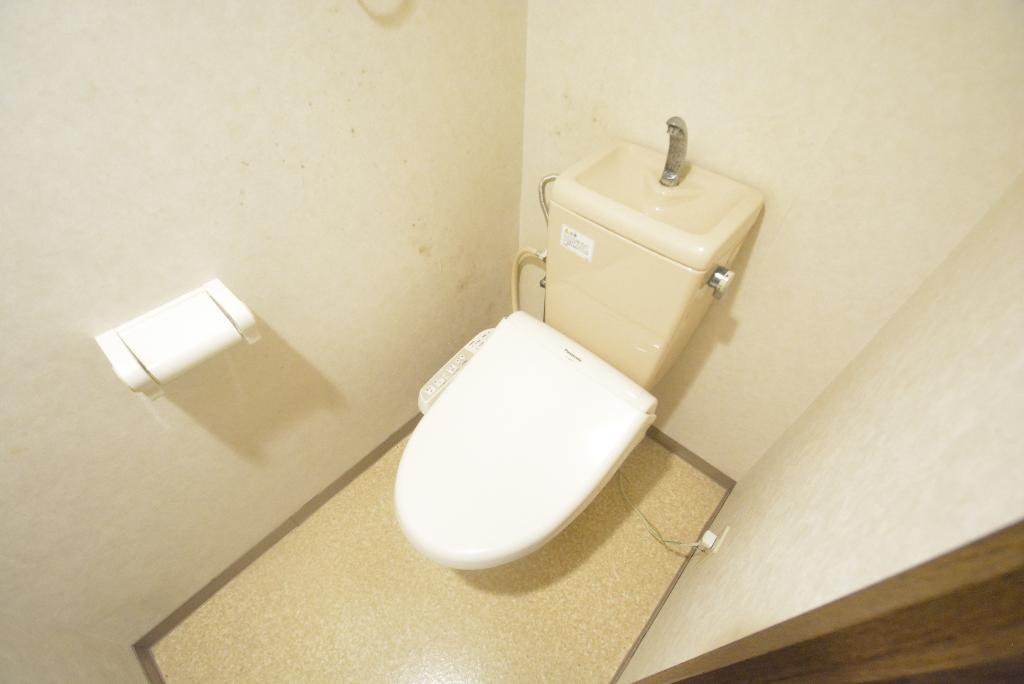 トイレ　シャワー付トイレ