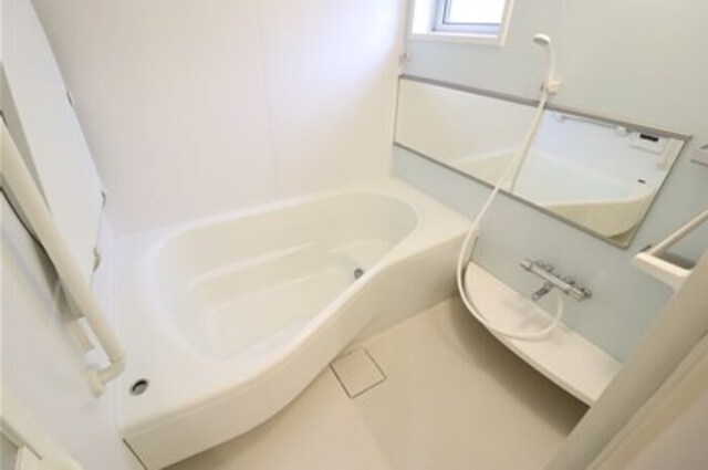 バス・シャワールーム　浴室