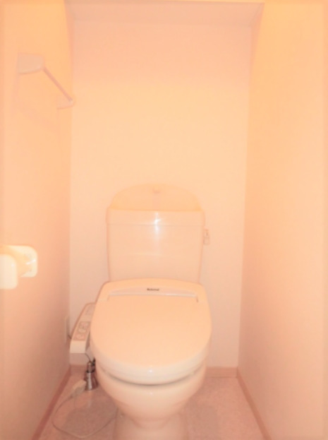 トイレ　トイレもきれいです