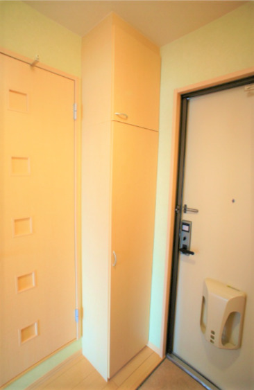 エントランス　建物の内部です