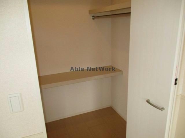 収納　ウォークインクローゼット