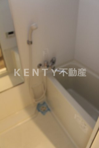 バス・シャワールーム　ゆったり過ごせるお風呂です