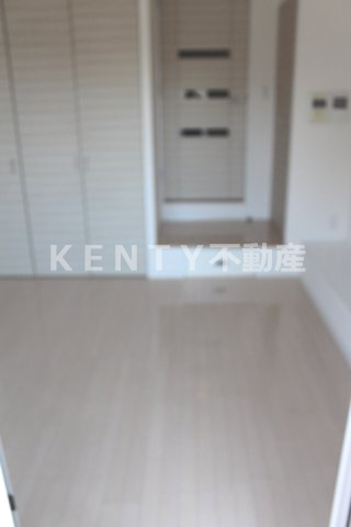 居室・リビング　こちらの居間で趣味の時間をお楽しみください