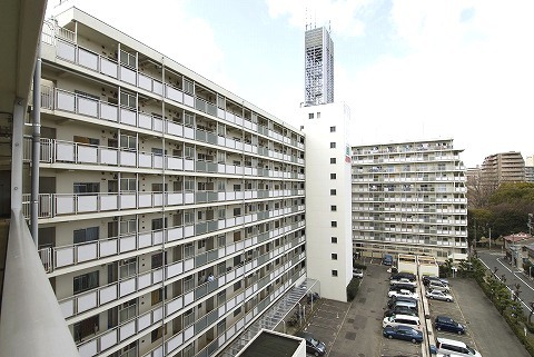 その他共有部分　敷地内１（駐車場）