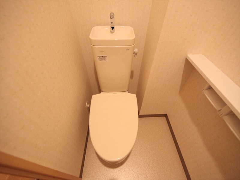 トイレ　暖房便座付トイレ