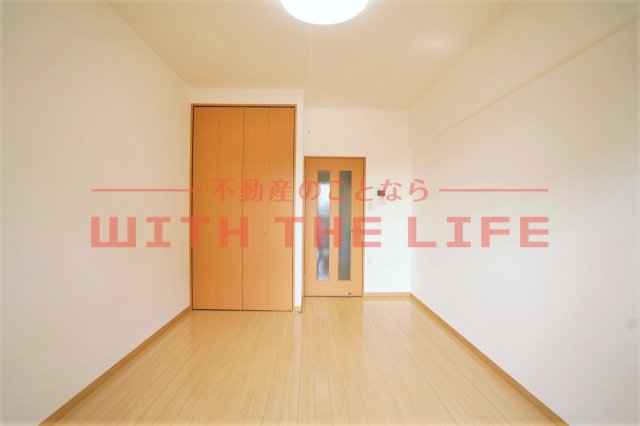 キッチン　ゆったりとした居間です