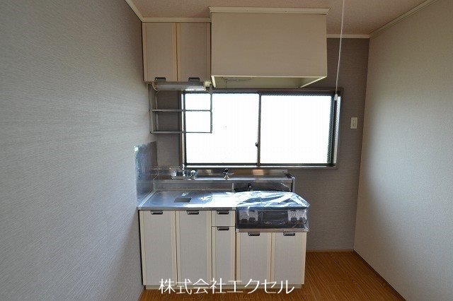 キッチン　お好きなガスコンロを設置できます。