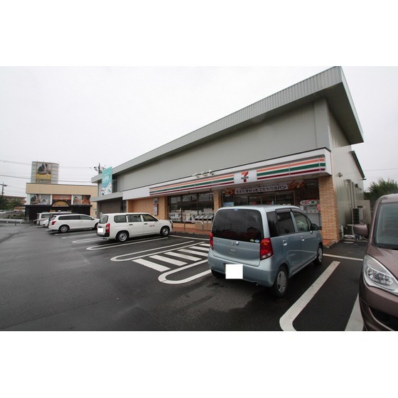 コンビニ　セブンイレブン厚木坊中店（コンビニ）まで350m