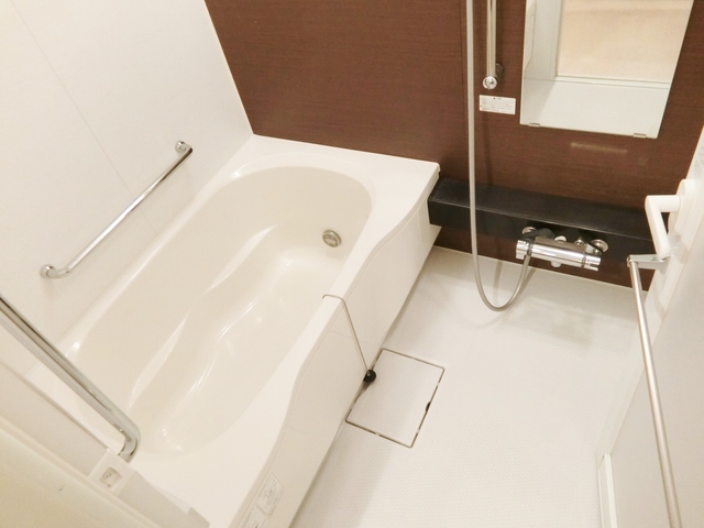 バス・シャワールーム