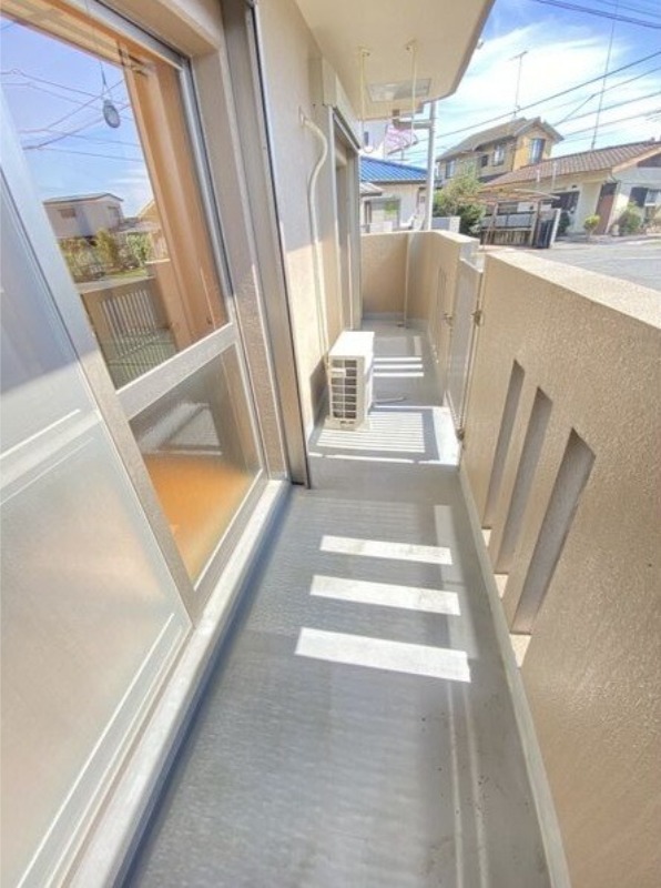 バルコニー　図面と現状に相違がある場合には現状を優先