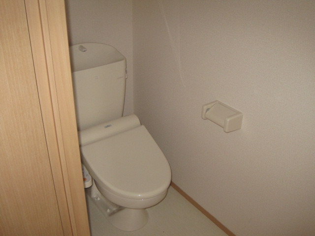 トイレ　同型タイプ