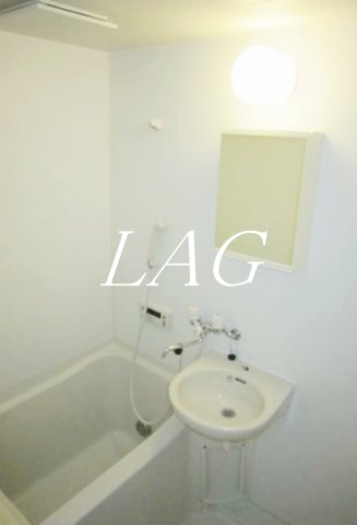 バス・シャワールーム　お風呂です。