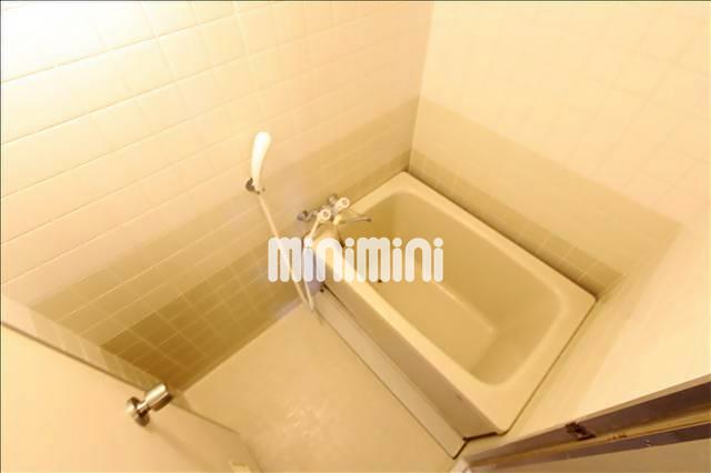 バス・シャワールーム　バスルーム全体です