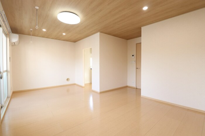 居室・リビング　使いやすい居間です