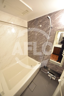 バス・シャワールーム　RJR堺筋本町タワー　浴室