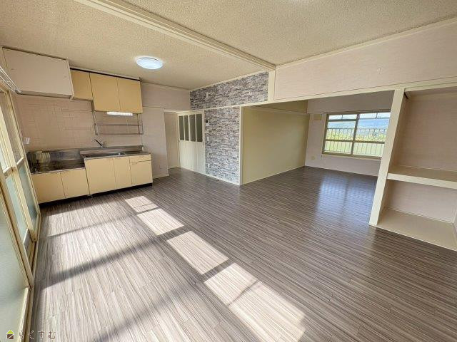 居室・リビング　※３０７号室の写真