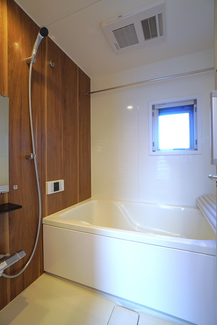 バス・シャワールーム　※写真は同タイプ住戸です。