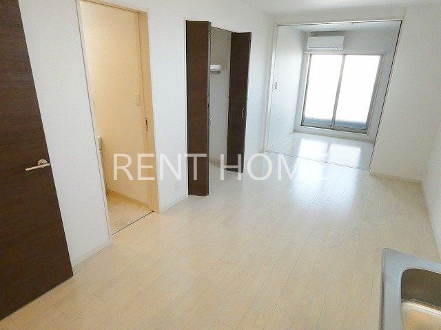 その他　リビング～洋室