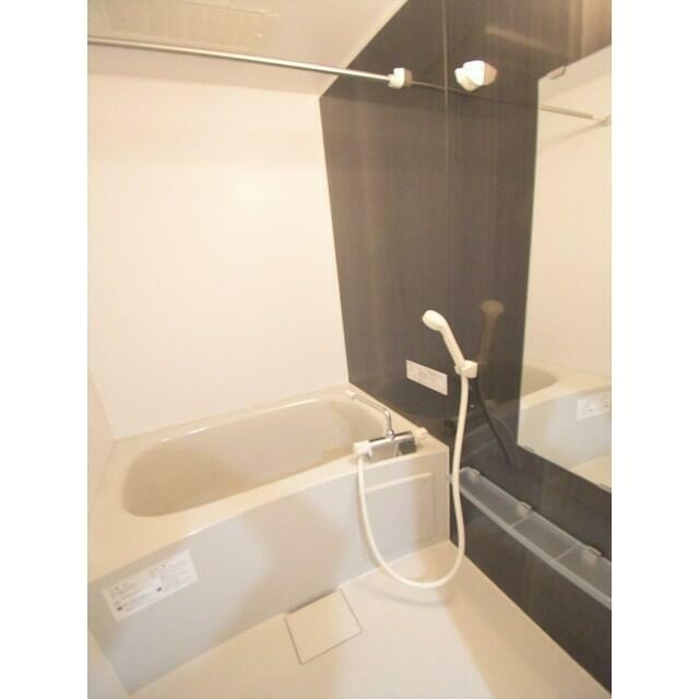 バス・シャワールーム　※別部屋参考写真