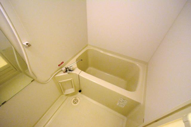 バス・シャワールーム　バストイレ別でおすすめです！