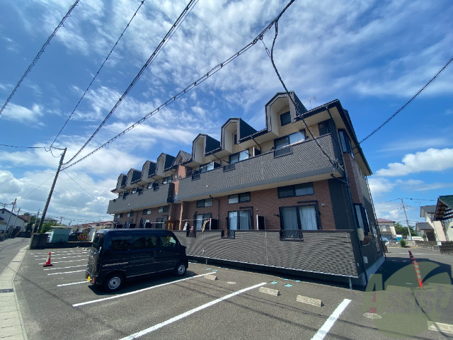 建物外観　多賀城市新田字六歳７－２　ルピシアＳ