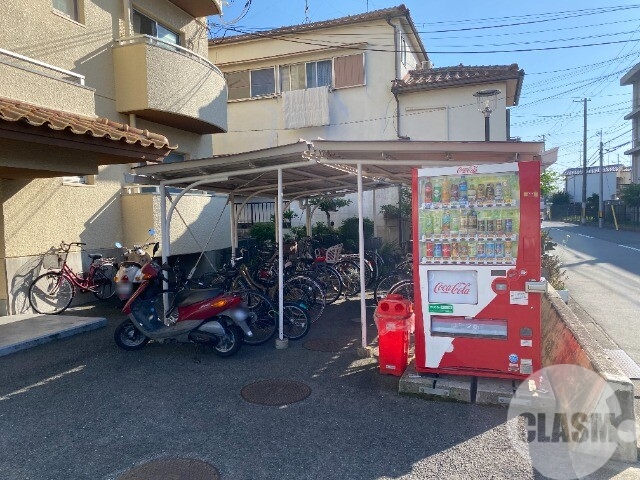 その他共有部分　屋根付き駐輪場