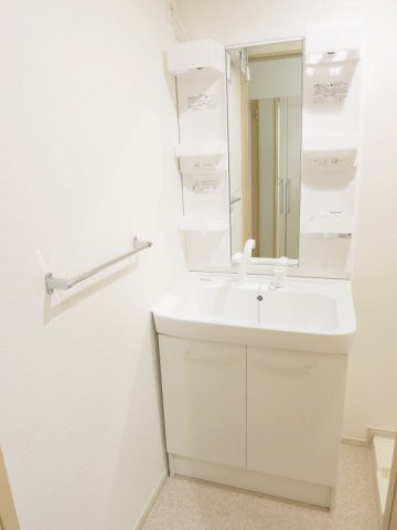 洗面設備　忙しい朝には欠かせない洗面所です