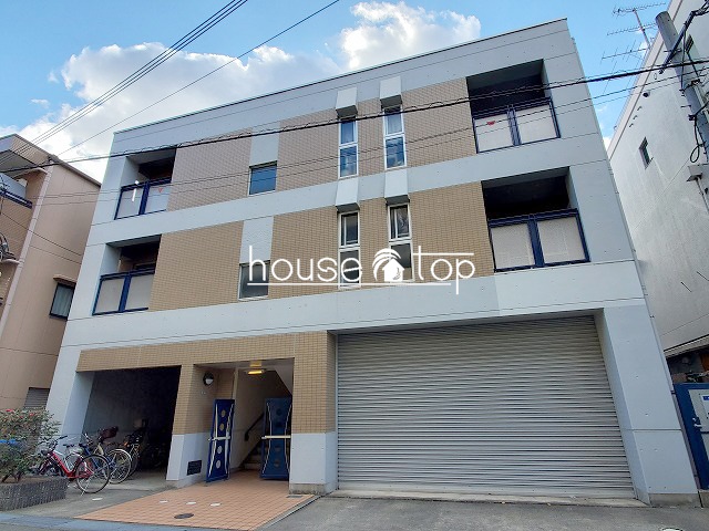 建物外観　阪神・JRの2沿線が利用可能