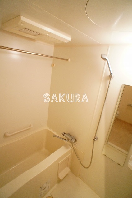 バス・シャワールーム　日々の疲れを癒すお風呂です♪