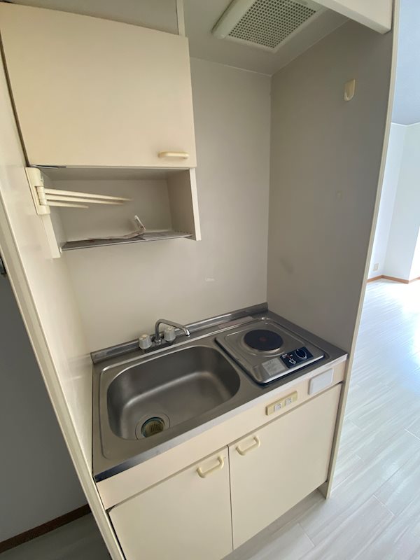 キッチン　別部屋の写真