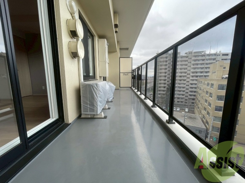 バルコニー　バルコニーです。洗濯物を干したり一息ついたりできますね！