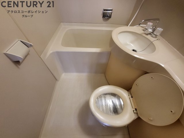 トイレ　バストイレ一緒のタイプです！