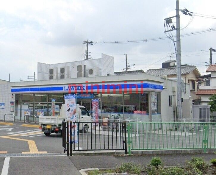 コンビニ　ローソン茨木五日市二丁目店（コンビニ）まで111m
