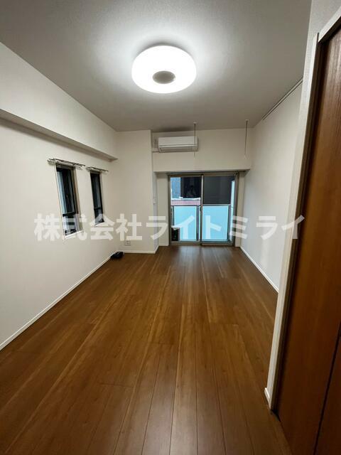 居室・リビング　別部屋の写真です?