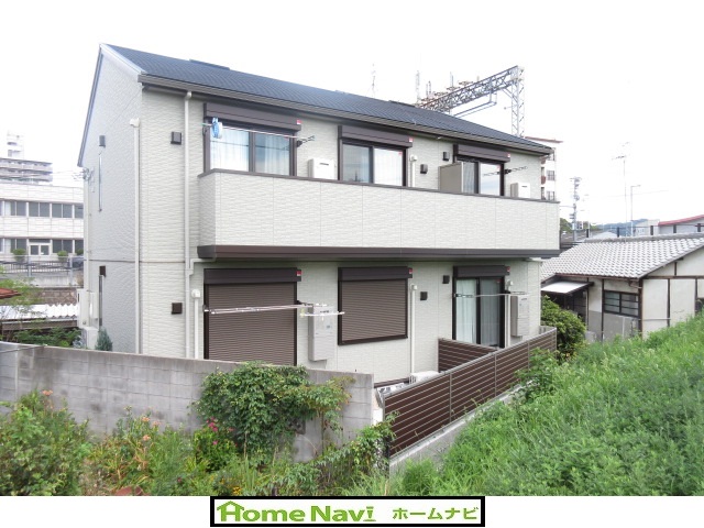 建物外観　「ソレアード土師ノ里」、現地待ち合わせでのご案内も可能です。