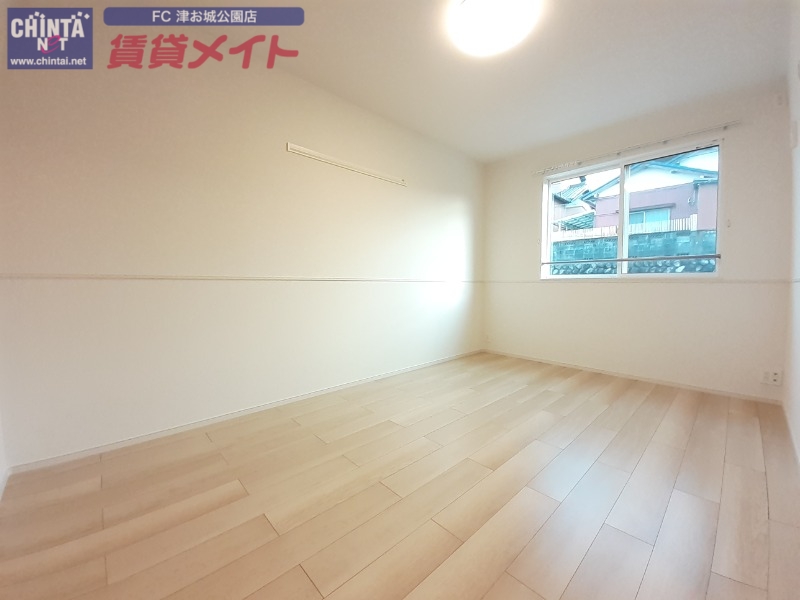 その他部屋・スペース　同タイプ部屋反転写真です。