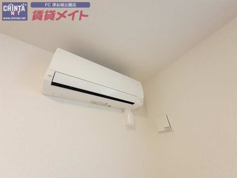 その他設備　同タイプ部屋反転写真です。
