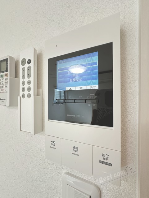 その他設備　カラーモニターホンで来訪者を確認できます♪