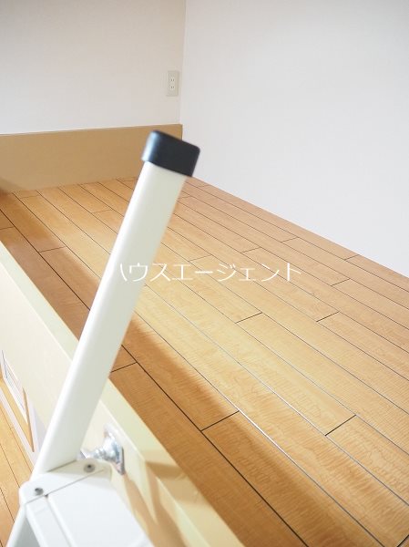 その他部屋・スペース　ロフトベッドにしても収納にしても使えますよね！