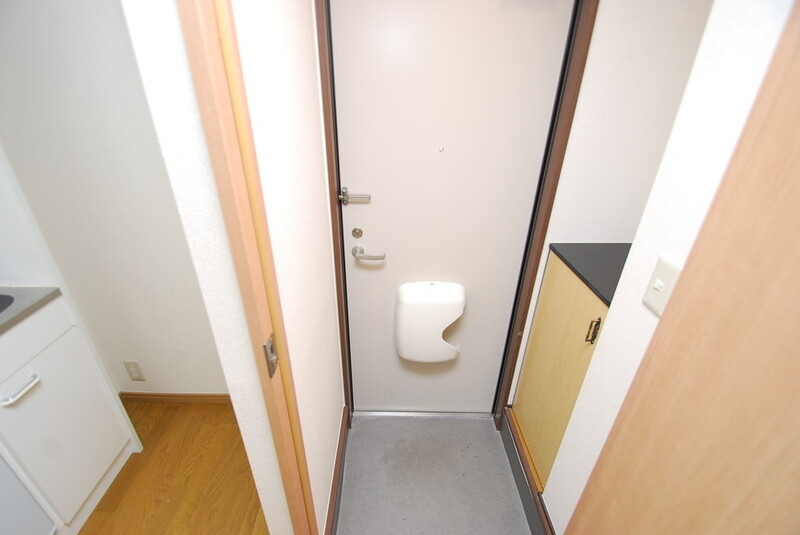 玄関　玄関をきれいに掃除すると福が舞い込んでくるそうです