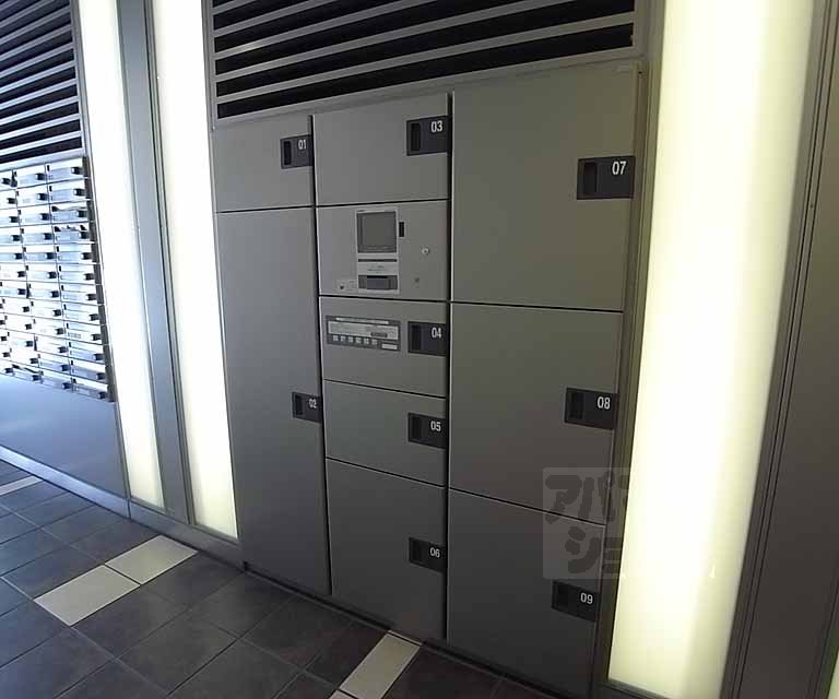 ロビー　宅配ＢＯＸ