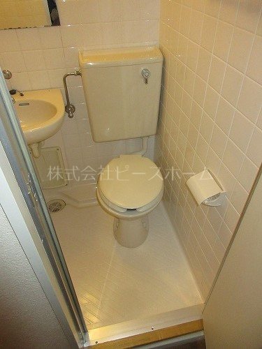 トイレ　別号室参考写真