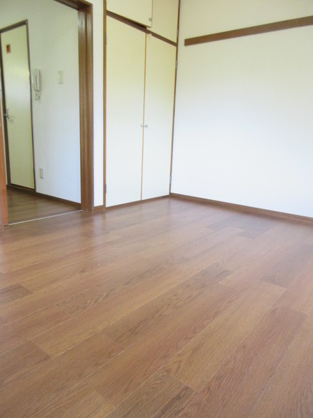 その他部屋・スペース　☆洋室６帖☆