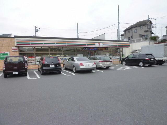 コンビニ　★★セブンイレブン★★（コンビニ）まで709m