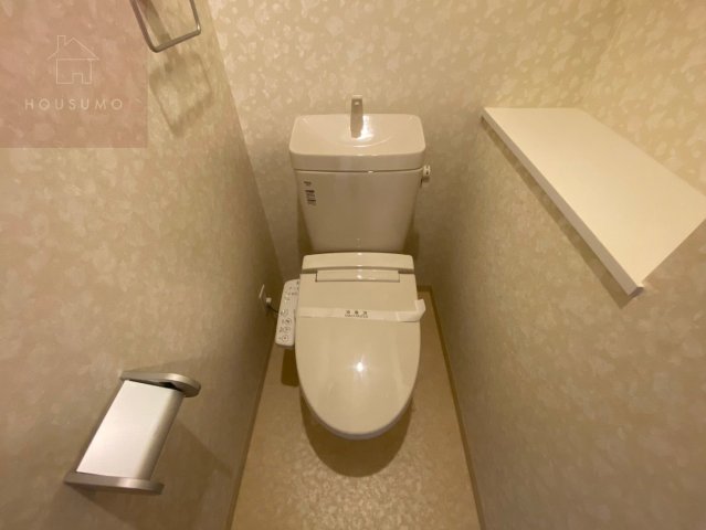 トイレ　清潔感のあるトイレです