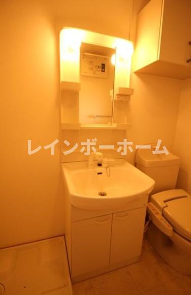 洗面設備　※別部屋参考写真です。