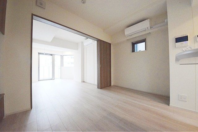 シェフルール新御徒町Iの居間写真