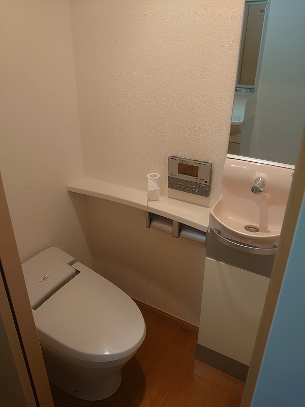 トイレ　他部屋写真参考